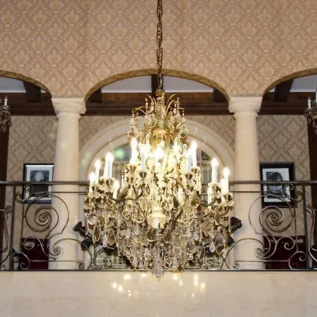 Domaine De Julie * Монтрё